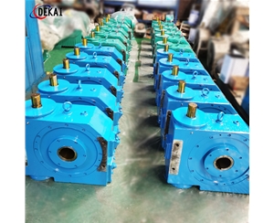 淄博德凯A225钢厂连铸机专用二次包络蜗杆减速机